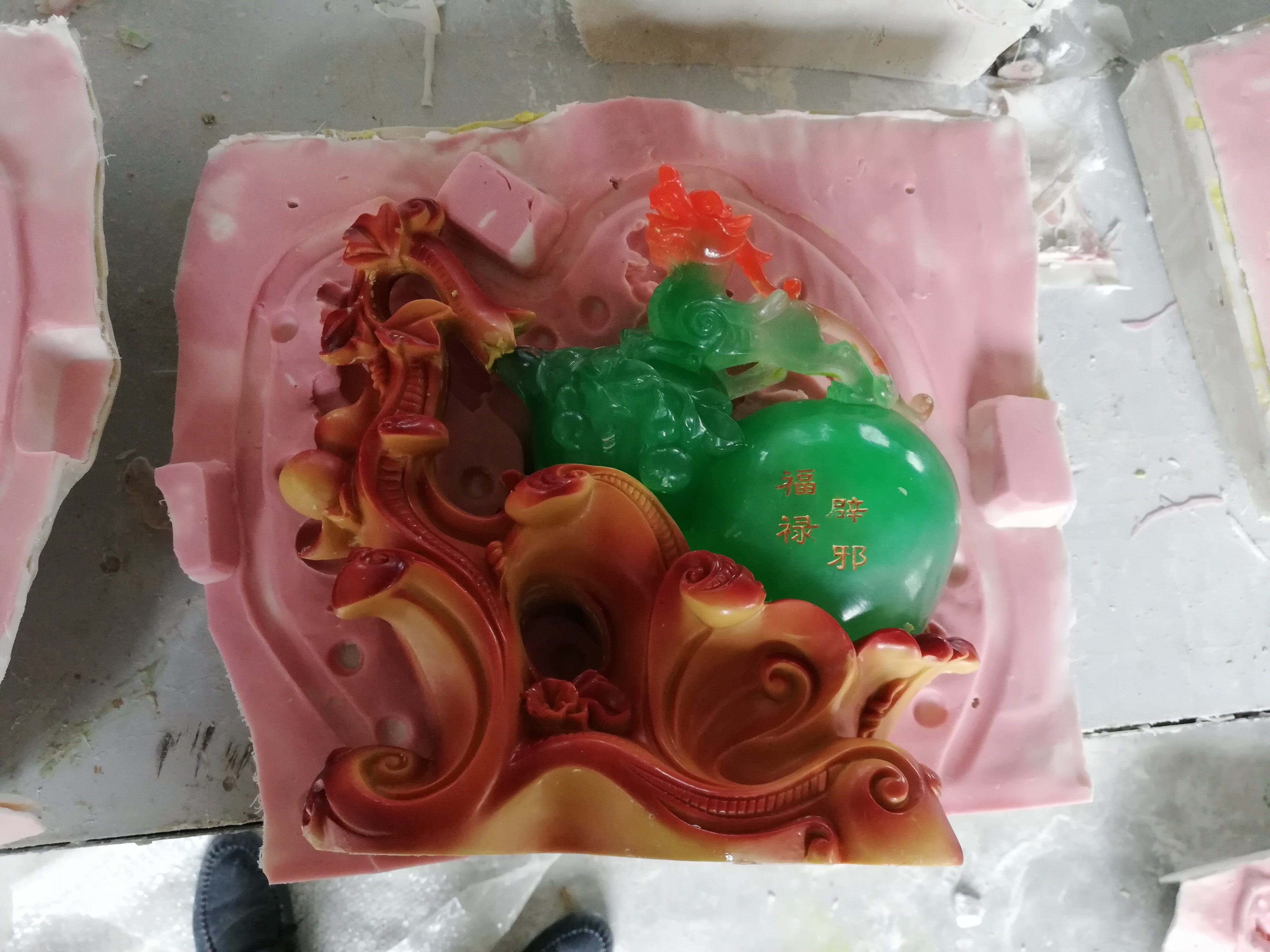 工業(yè)級(jí)模具硅膠不耐高溫怎么辦？