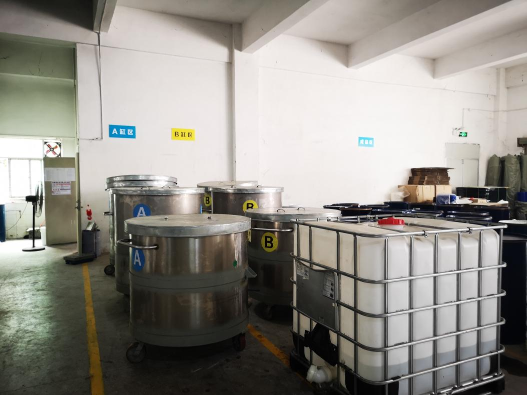 模具硅膠原料和制品儲存需留意的事項有哪些 ？